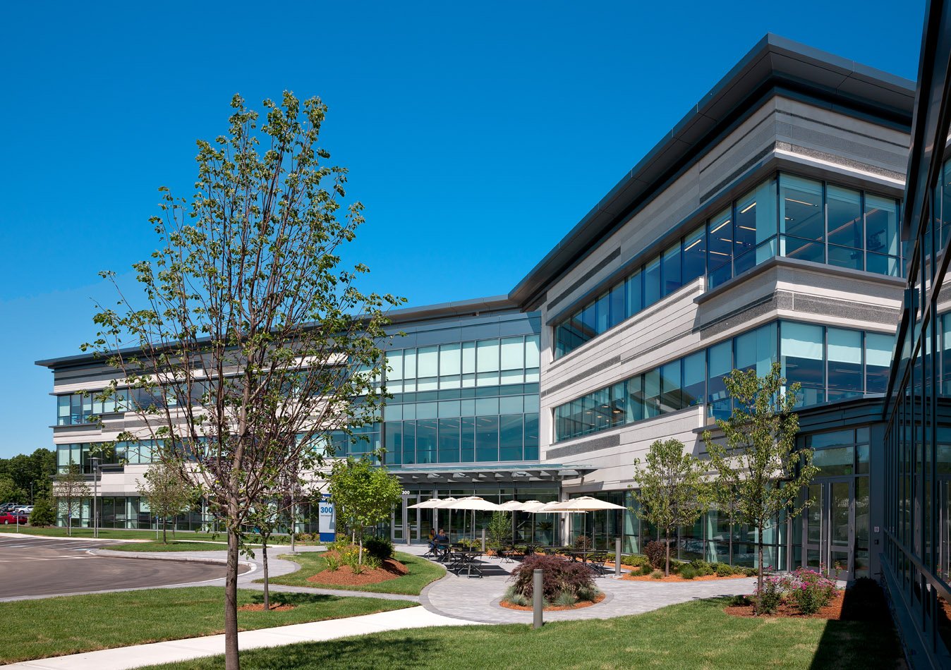 Boston Scientific bumps up financial forecasts amid medsurg, cardiology gains
