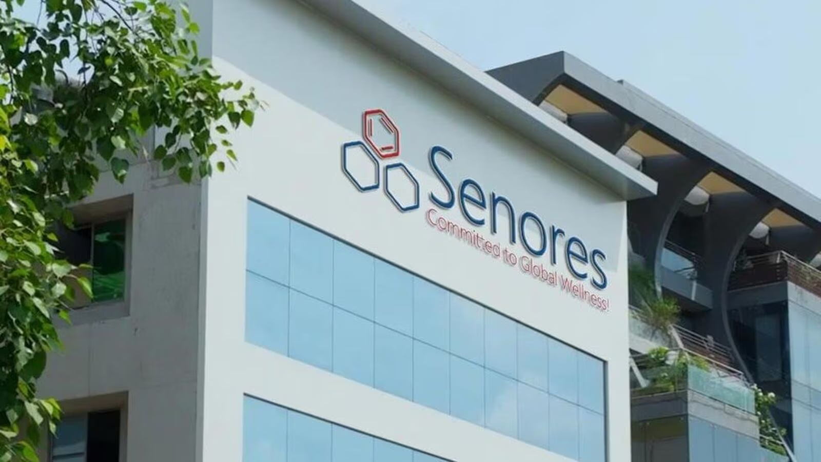 Senores Pharma acquires 14 ANDAs from Dr Reddy's