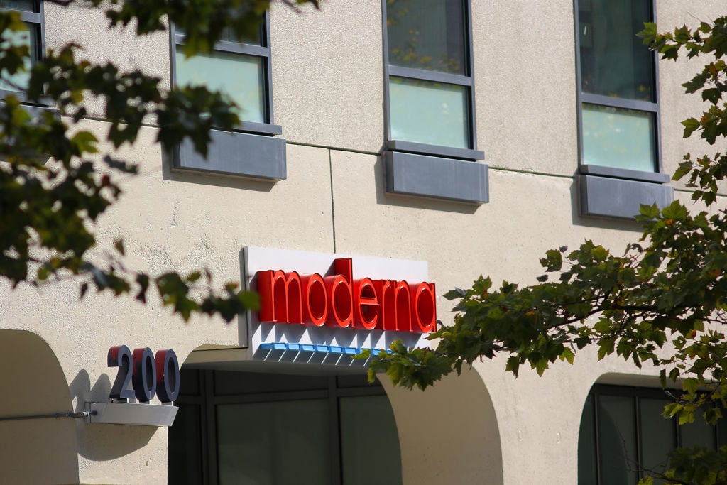 Despite ongoing decline, Moderna's Spikevax sales beat expectations in Q2