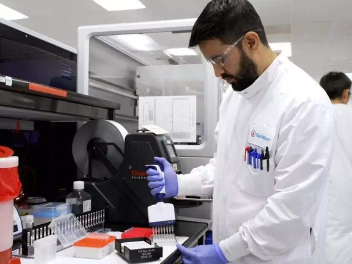 US FDA approves Guardant Health's blood-based cancer test