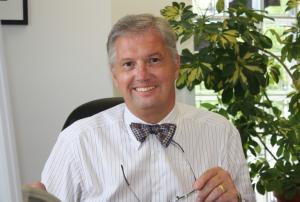 Egilius L.H. Spierings, MD, PhD, is proud to present his book 'Headaches'