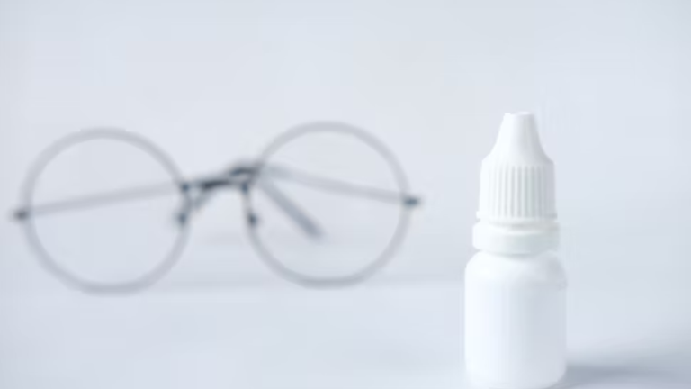 药监局贯彻落实《药品网络销售监督管理办法》，冠脉支架续标价纳入伴随服务价格，第七批国采落地后原省标品种停止交易