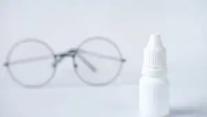 药监局贯彻落实《药品网络销售监督管理办法》，冠脉支架续标价纳入伴随服务价格，第七批国采落地后原省标品种停止交易