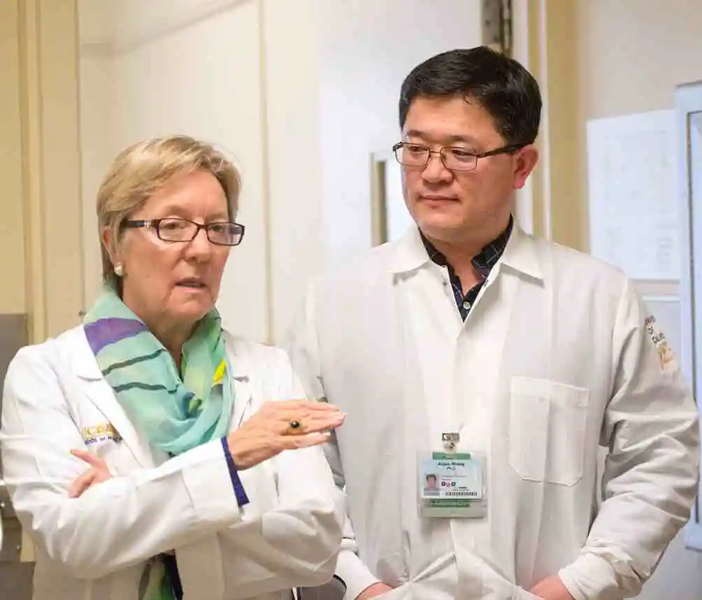 用干细胞「修补」脊髓，3名患儿接受全球首批结合干细胞的宫内脊柱裂手术