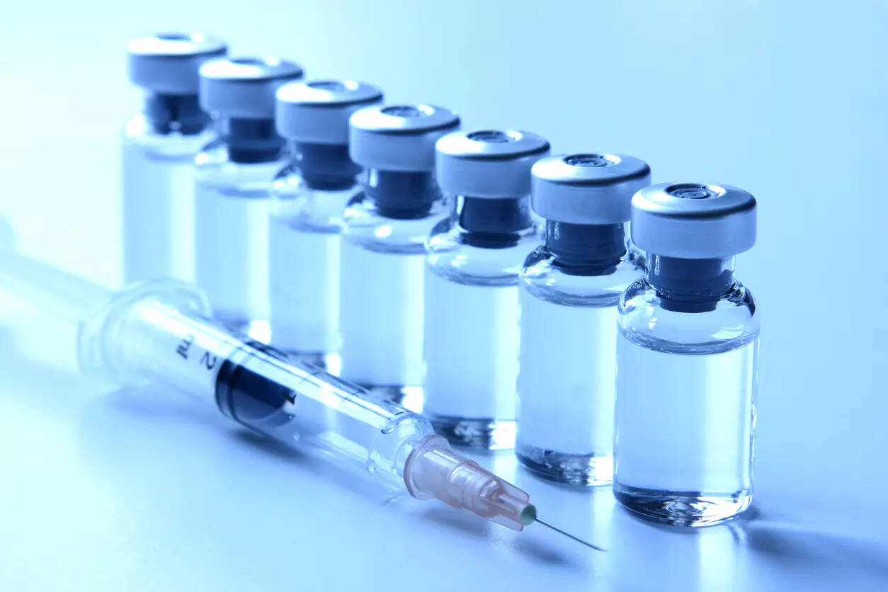 Twelve former US FDA commissioners express deep concern about agency's vaccine change