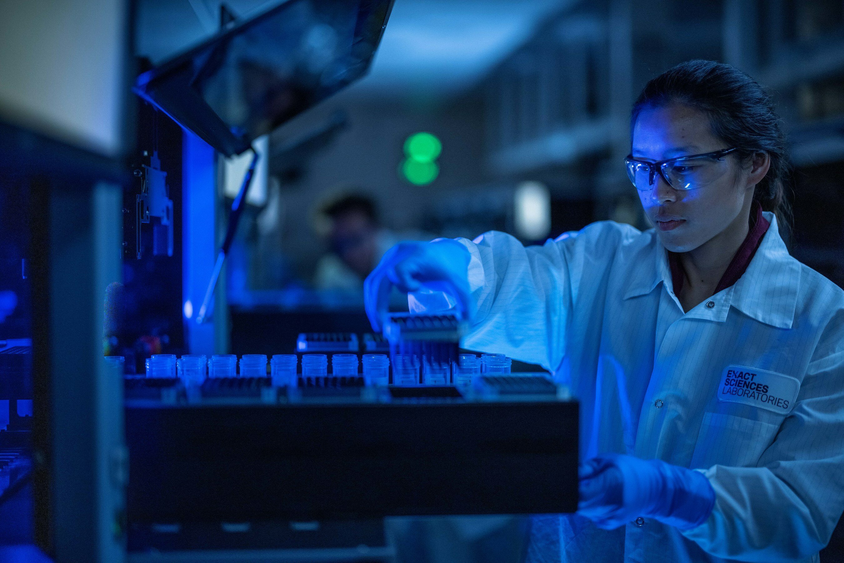 Abbott dives into cancer diagnostics with $23B buyout of Exact Sciences