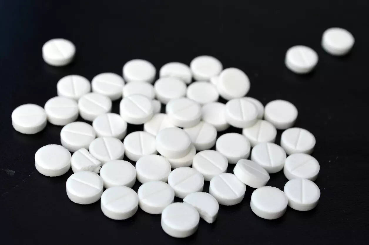 Widely used thyroid pill may be linked to bone loss