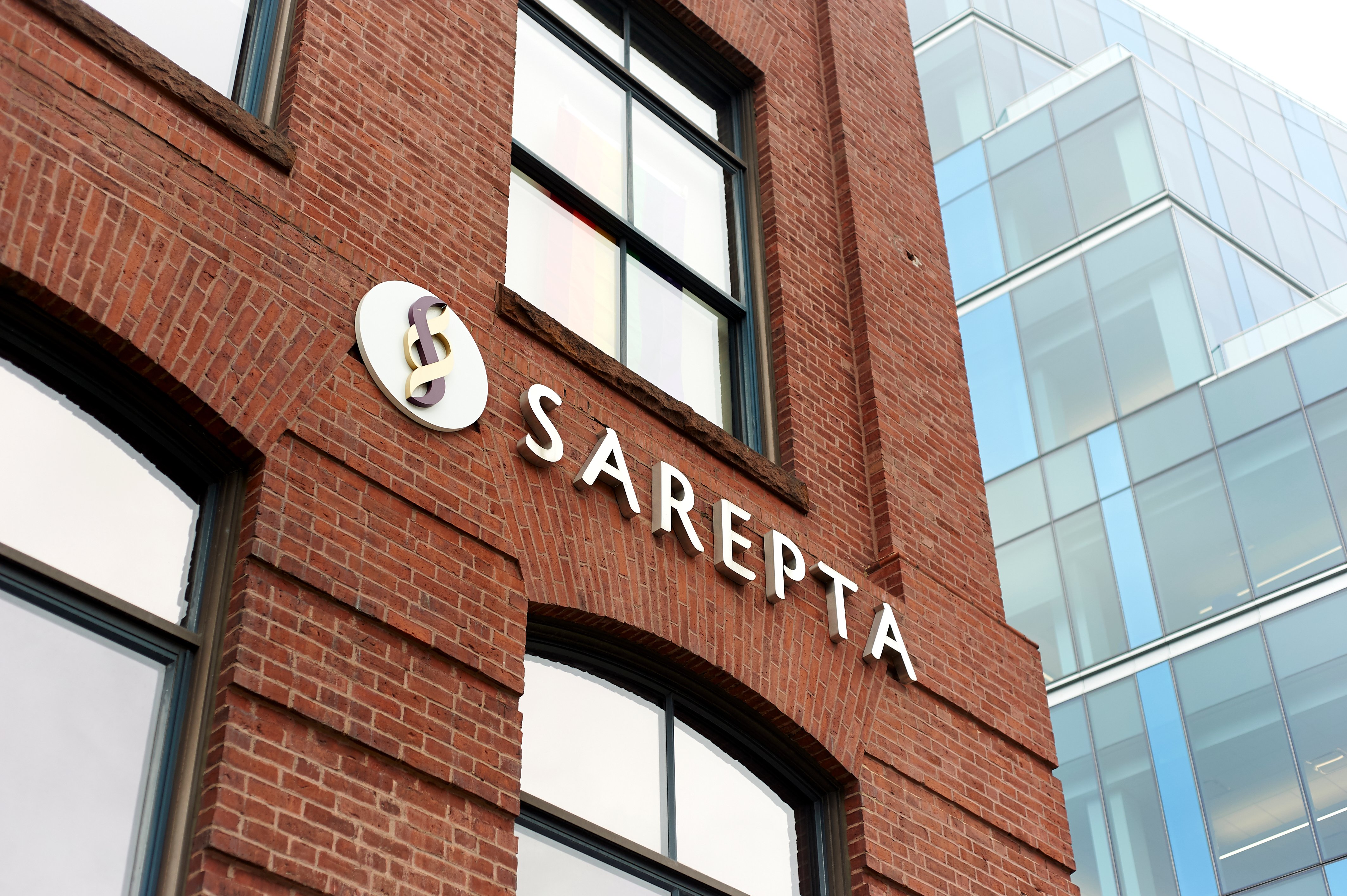 Sarepta, bowing to FDA pressure, pauses shipments of Duchenne gene therapy Elevidys 
