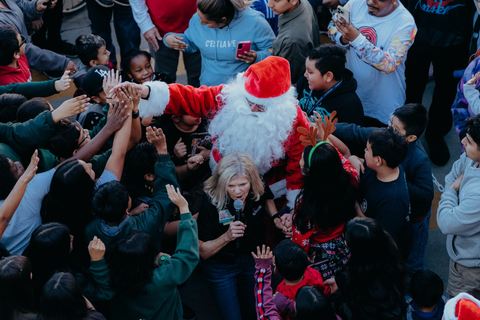 Santa Claus Arrives via Helicopter and Rappels Down at the 34th Annual Luskin Orthopaedic Institute for Children Toys & Joy to Greet Over 1,000 Patients & Families