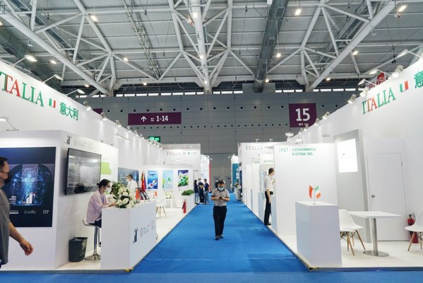 意大利国家展团亮相第86届中国国际医疗器械博览会